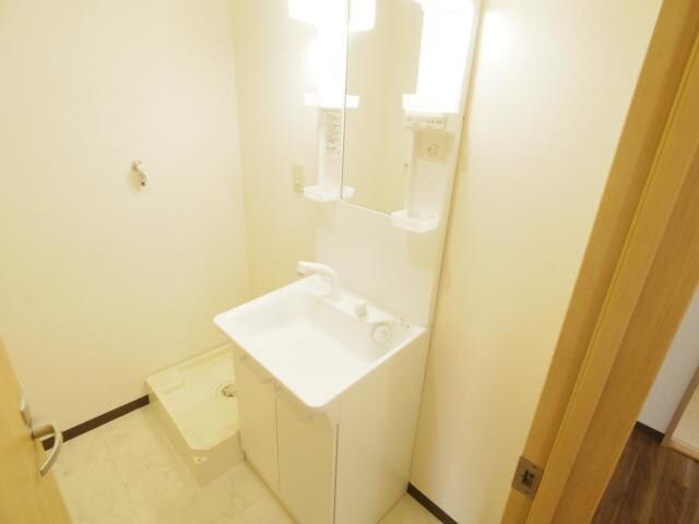  桜井線<万葉まほろば線>/櫟本駅 徒歩6分 3階 築36年