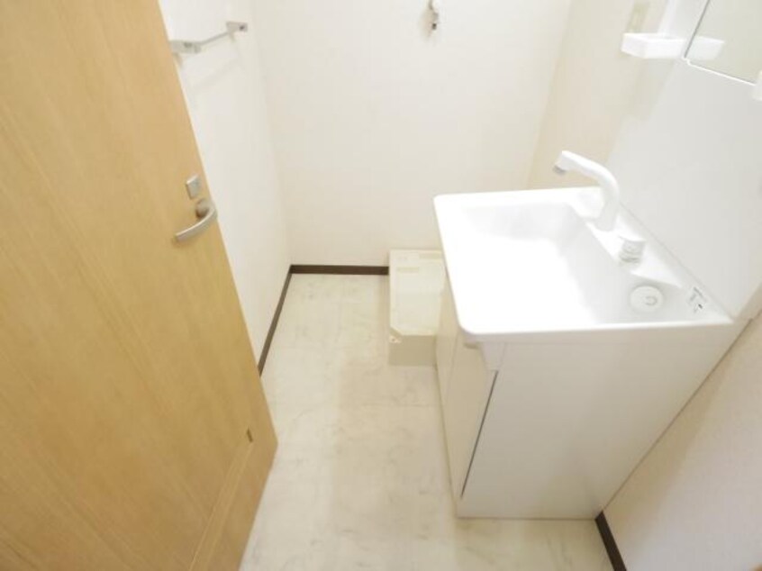  桜井線<万葉まほろば線>/櫟本駅 徒歩6分 3階 築36年