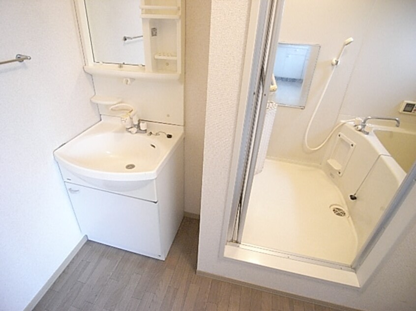  桜井線<万葉まほろば線>/長柄駅 徒歩10分 1階 築27年