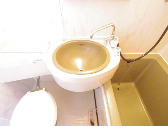  近鉄天理線/天理駅 バス10分豊井下車:停歩2分 2階 築43年