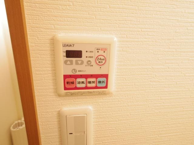  桜井線<万葉まほろば線>/天理駅 バス10分国道櫟本下車:停歩2分 1階 築20年