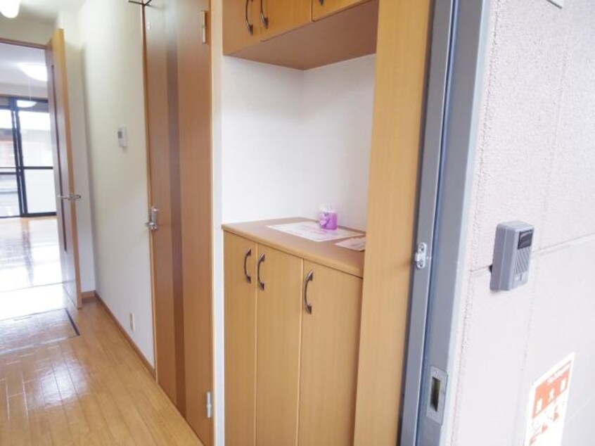  桜井線<万葉まほろば線>/天理駅 バス10分国道櫟本下車:停歩2分 1階 築20年