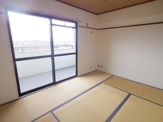  近鉄天理線/天理駅 徒歩3分 6階 築40年