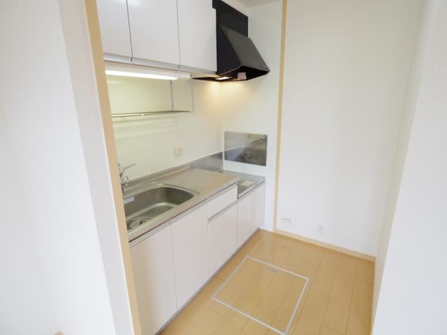  桜井線<万葉まほろば線>/長柄駅 徒歩13分 1階 築15年