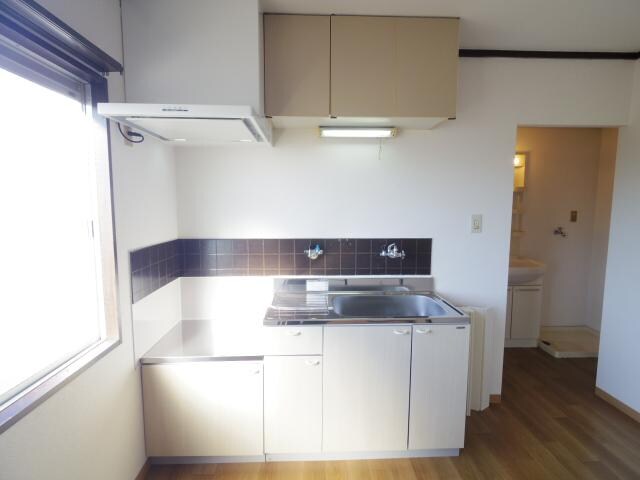  近鉄天理線/天理駅 バス10分乙木口下車:停歩3分 1階 築40年