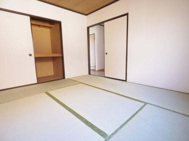  近鉄天理線/天理駅 バス10分乙木口下車:停歩3分 1階 築40年