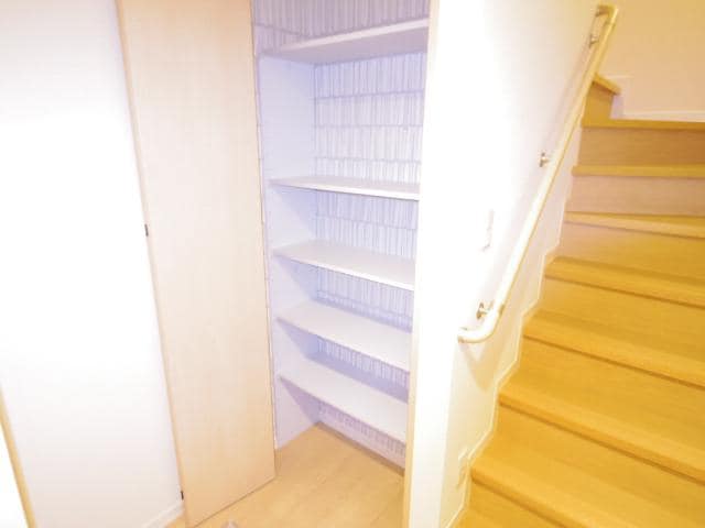  近鉄橿原線/石見駅 徒歩3分 2階 築9年