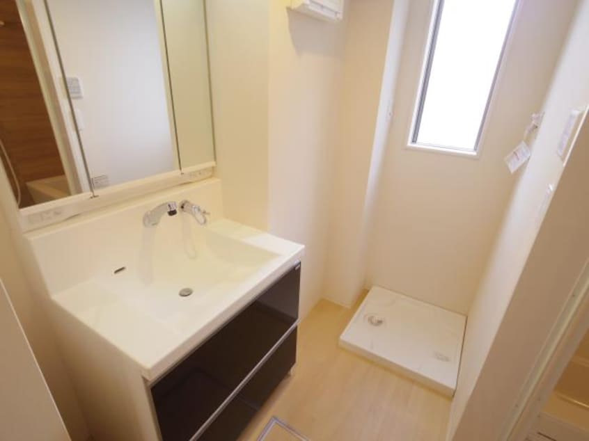  近鉄天理線/天理駅 バス10分勾田下車:停歩10分 1階 築8年