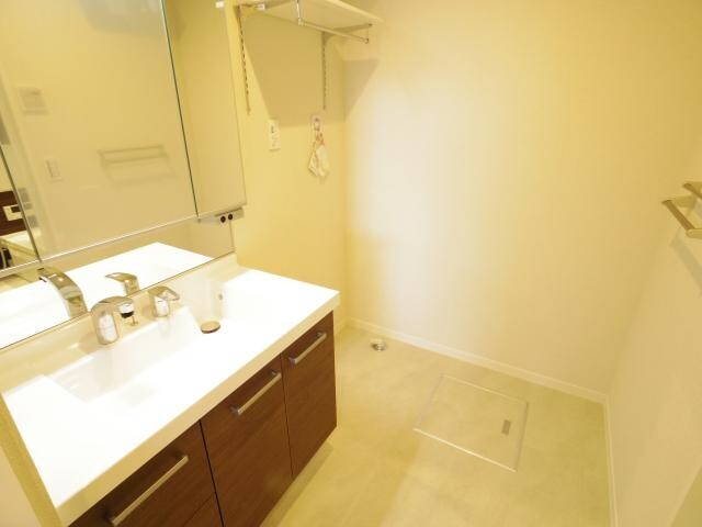  近鉄橿原線/結崎駅 徒歩6分 1階 築4年