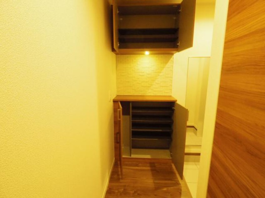  近鉄橿原線/結崎駅 徒歩6分 1階 築4年