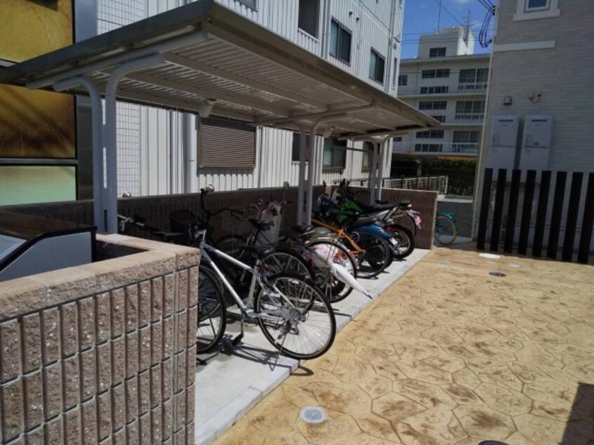  近鉄天理線/天理駅 徒歩5分 1階 築4年