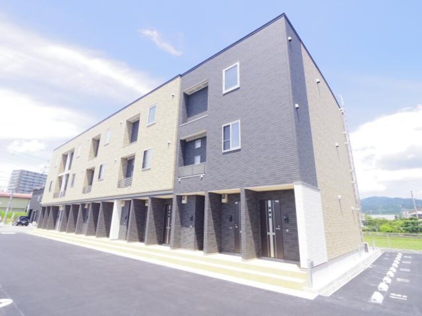  近鉄天理線/天理駅 徒歩16分 2階 築2年