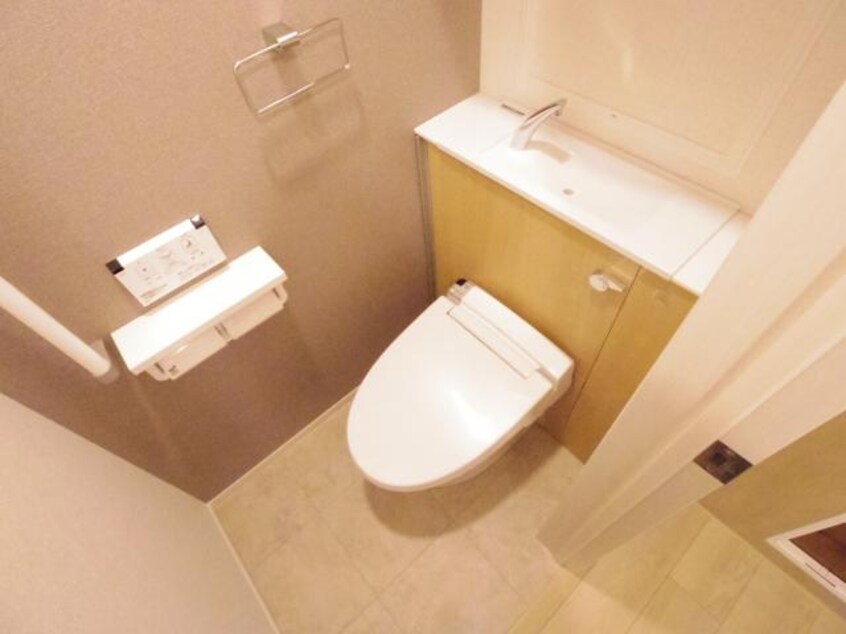  近鉄天理線/天理駅 徒歩16分 2階 築2年