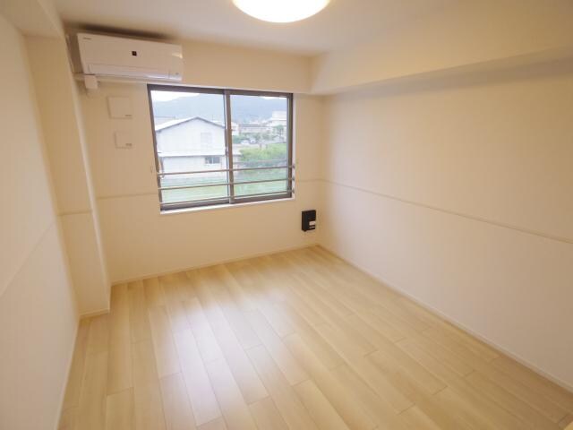  近鉄天理線/天理駅 徒歩16分 2階 築2年