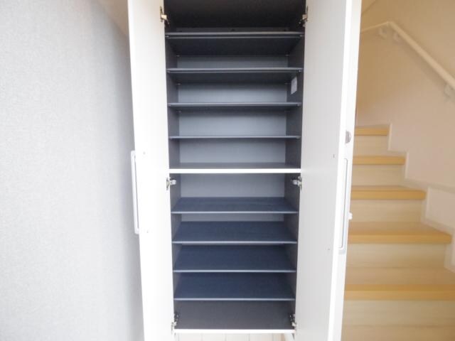 床下収納 近鉄天理線/天理駅 徒歩16分 2階 築2年