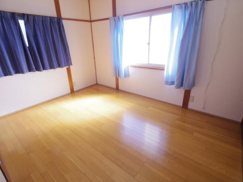  桜井線<万葉まほろば線>/長柄駅 徒歩10分 1-2階 築44年