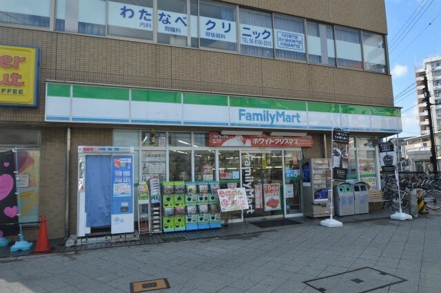 ファミリーマート関目駅前店(コンビニ)まで180m※ファミリーマート関目駅前店 ジョイテル高殿