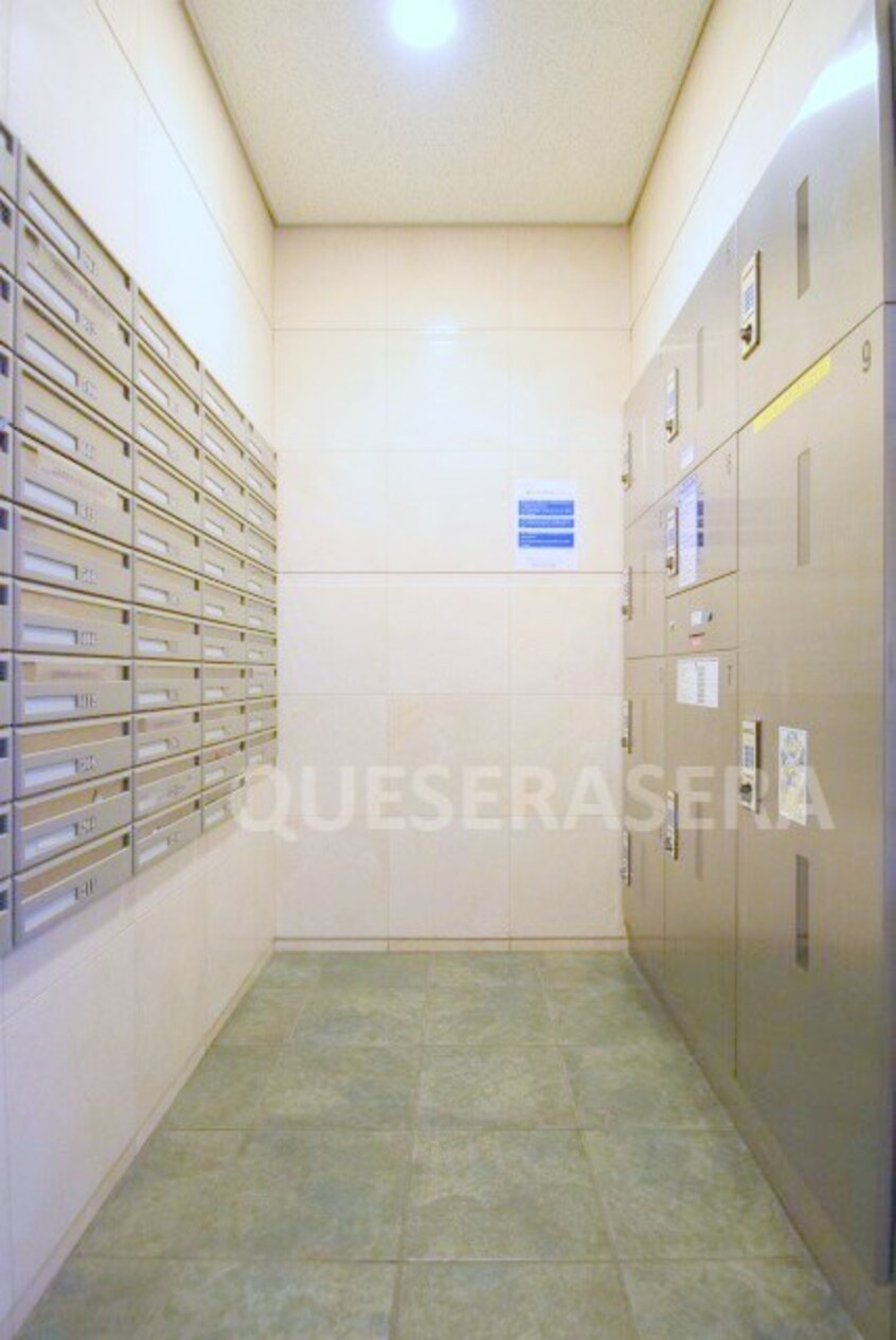  アヴァンセクール京橋南