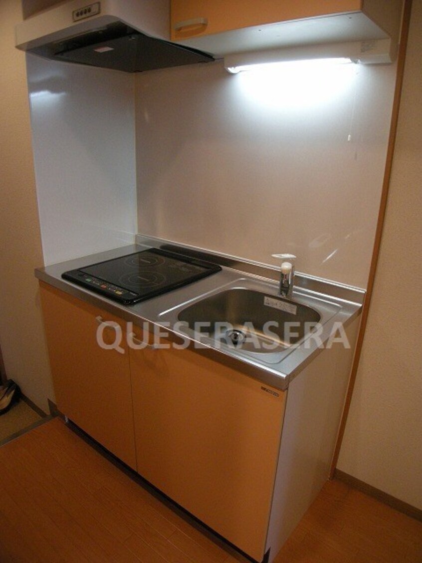  イーストクレセント