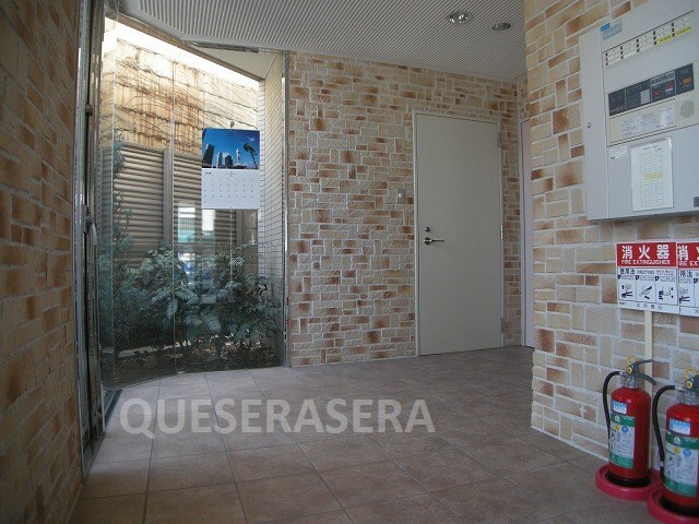  イーストクレセント