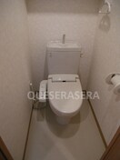  イーストクレセント