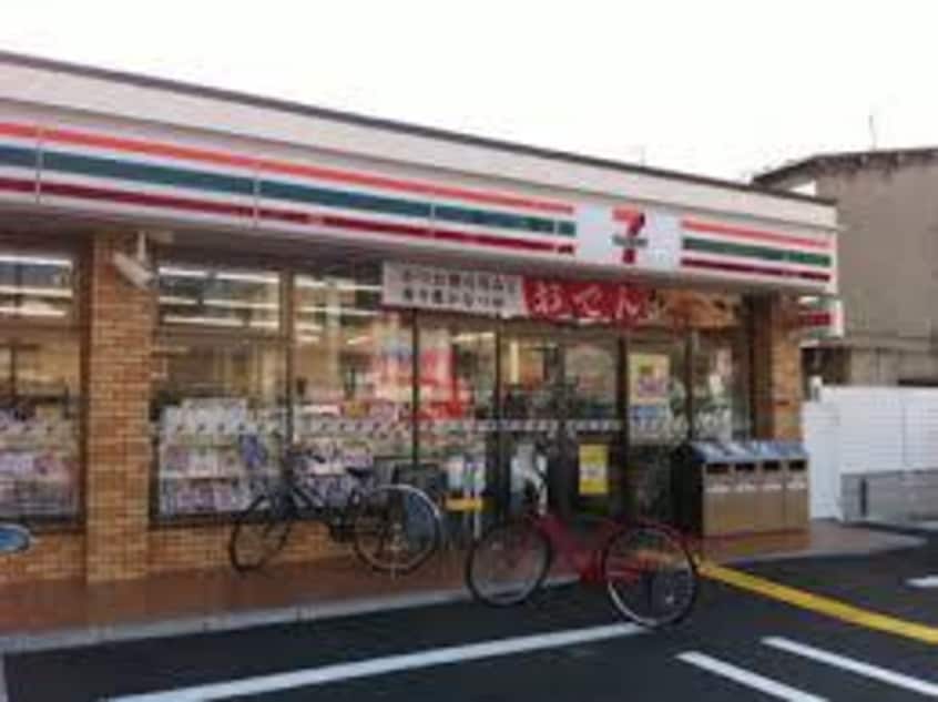 セブンイレブン大阪赤川２丁目店(コンビニ)まで180m※セブンイレブン大阪赤川２丁目店 クローバーハイツ