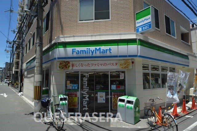 ファミリーマート都島駅前店(コンビニ)まで435m※ファミリーマート都島駅前店 モアメゾンアオイ