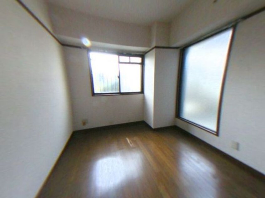  インディペンデンスハイツ