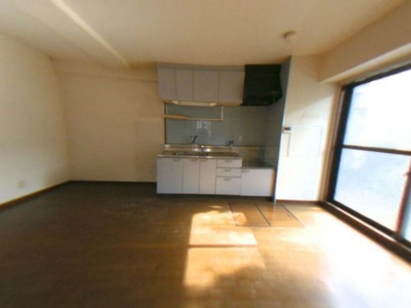  インディペンデンスハイツ