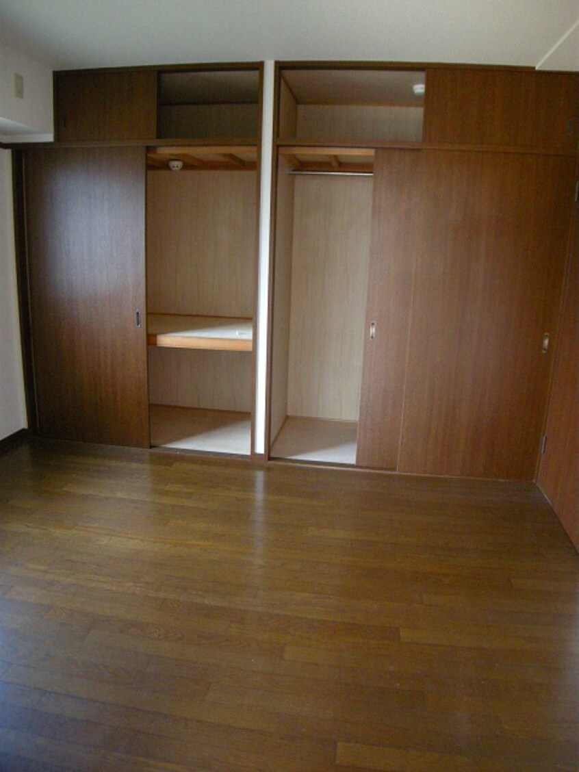  インディペンデンスハイツ