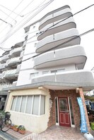 三福ロイヤルマンションの外観