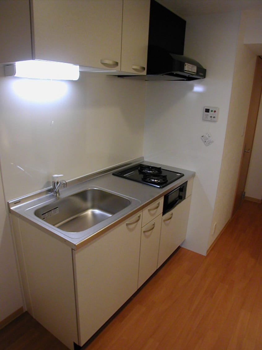  大阪メトロ谷町線/南森町駅 徒歩3分 2階 築19年