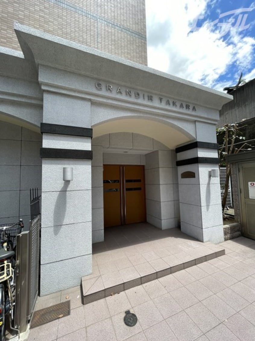  大阪メトロ谷町線/南森町駅 徒歩3分 2階 築19年