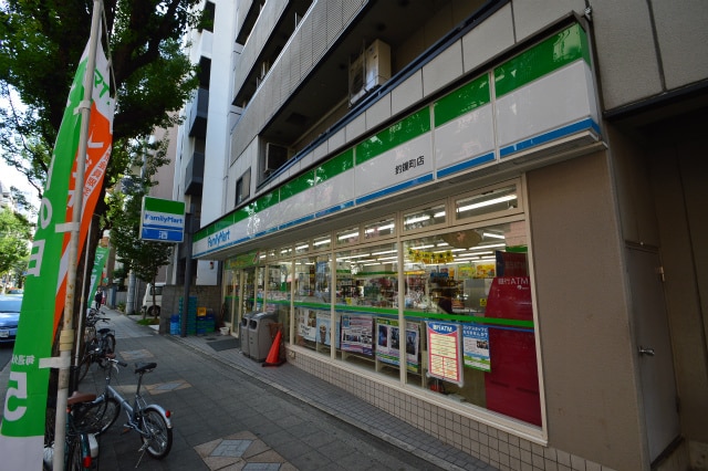 ファミリーマート京町堀店(コンビニ)まで278m※ファミリーマート京町堀店 S-RESIDENCE淀屋橋