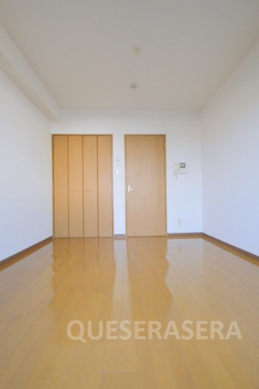  ロイヤルクイーンズパーク関目