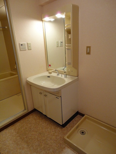  シャトー・レイクルイーズ