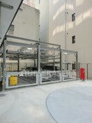 プレサンスタワー北浜の外観