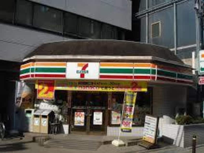 セブンイレブン大阪西天満４丁目店(コンビニ)まで116m※セブンイレブン大阪西天満４丁目店 大阪メトロ谷町線/中崎町駅 徒歩5分 7階 築25年