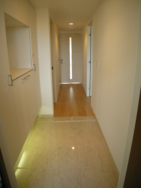  大阪メトロ谷町線/中崎町駅 徒歩4分 5階 築18年