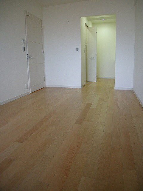  大阪メトロ谷町線/中崎町駅 徒歩4分 5階 築18年