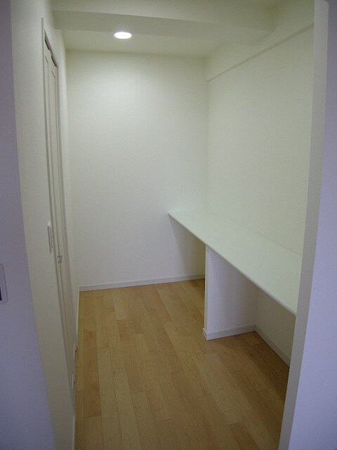  大阪メトロ谷町線/中崎町駅 徒歩4分 5階 築18年