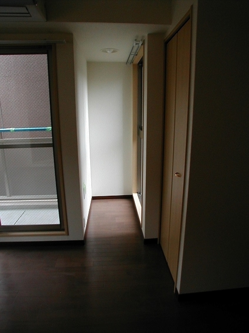  コンフォール南森町