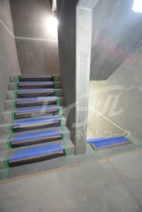 W.O.B.KYOBASHI