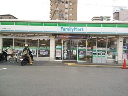 ファミリーマート京阪本通二丁目店