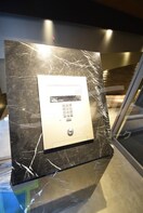  大阪メトロ堺筋線/扇町駅 徒歩1分 10階 築7年