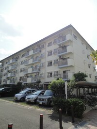 ＵＲ関目中すみれハイツ１０２号棟