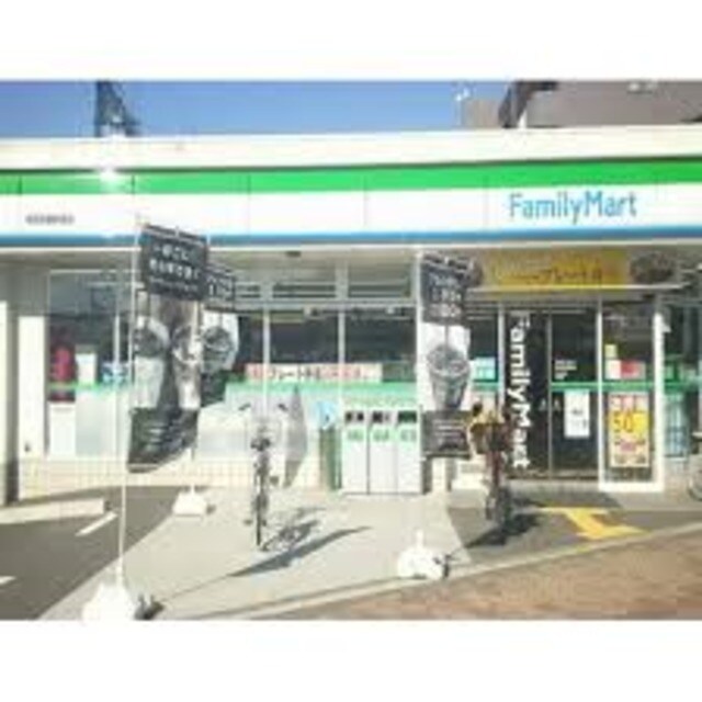 ファミリーマート関目高殿駅西店(コンビニ)まで328m※ファミリーマート関目高殿駅西店 大阪メトロ谷町線/関目高殿駅 徒歩5分 6階 築2年