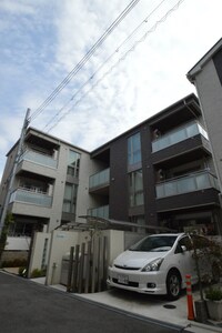 シャーメゾンラハイナ