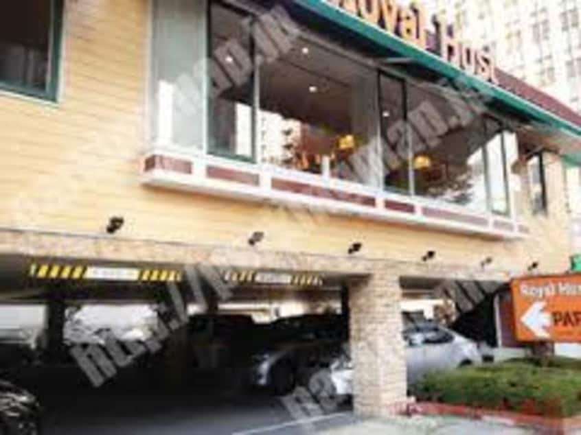 ロイヤルホスト東天満店(その他飲食（ファミレスなど）)まで602m※ロイヤルホスト東天満店 大阪環状線/天満駅 徒歩5分 8階 築5年