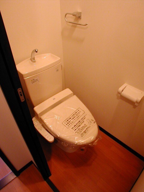  阪急神戸線/中津駅 徒歩7分 3階 築19年